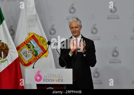 Toluca, Mexiko. September 2023. 4. September 2023 Toluca, Mexiko: Alfredo del Mazo Maza, Gouverneur des mexikanischen Staates während seines sechsten und letzten Regierungsberichts im Regierungspalast des mexikanischen Staates. Am 4. September 2023 in Toluca, Mexiko. (Foto: Arturo Hernández/Eyepix Group/SIPA USA) Credit: SIPA USA/Alamy Live News Stockfoto