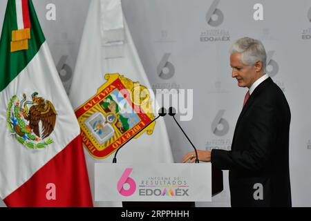 Toluca, Mexiko. September 2023. 4. September 2023 Toluca, Mexiko: Alfredo del Mazo Maza, Gouverneur des mexikanischen Staates während seines sechsten und letzten Regierungsberichts im Regierungspalast des mexikanischen Staates. Am 4. September 2023 in Toluca, Mexiko. (Foto: Arturo Hernández/Eyepix Group/SIPA USA) Credit: SIPA USA/Alamy Live News Stockfoto