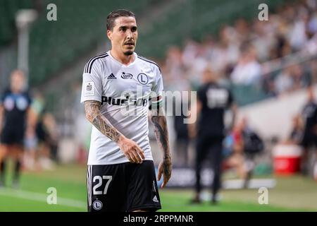 Josue Pesqueira aus Legia, der beim Spiel der polnischen PKO Ekstraklasa League zwischen Legia Warszawa und Korona Kielce im Marschall Jozef Pilsudski Legia Warschau Municipal Stadium zu sehen war. Endstand: Legia Warszawa 1:0 Korona Kielce. (Foto: Mikolaj Barbanell/SOPA Images/SIPA USA) Stockfoto