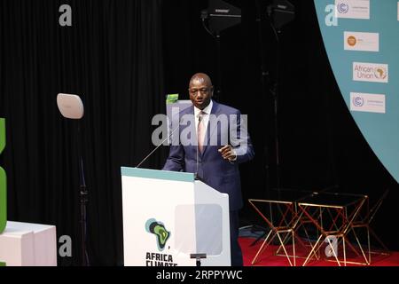 Nairobi, Kenia. September 2023. Präsident William Ruto spricht am zweiten Tag des Afrika-Klimagipfels im Kenyatta International Conference Centre in Nairobi. Quelle: SOPA Images Limited/Alamy Live News Stockfoto