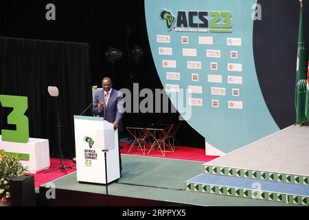 Nairobi, Kenia. September 2023. Präsident William Ruto spricht am zweiten Tag des Afrika-Klimagipfels im Kenyatta International Conference Centre in Nairobi. Quelle: SOPA Images Limited/Alamy Live News Stockfoto