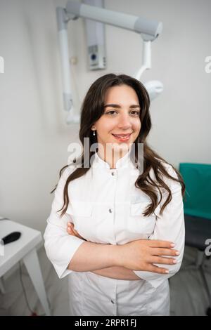 Zahnärztin in der zahnärztlichen Praxis. Stockfoto