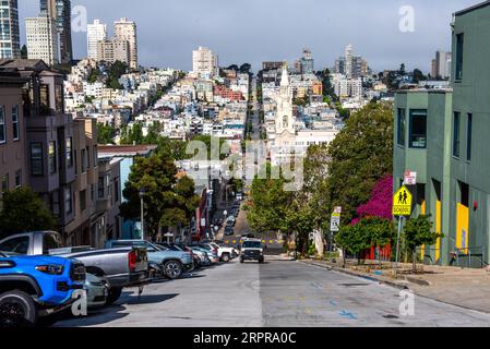 Blick auf San Francisco von der Filbert Street. Stockfoto