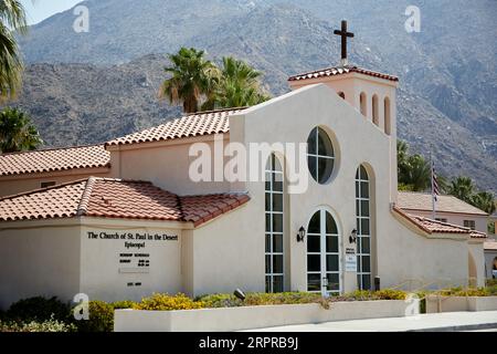 Palm Springs, Kalifornien, USA. 30. Juni 2013. Die Kirche St. Paul in der Wüste. Architektur und Farben von Palm Springs. (Bild: © Ian L. Sitren/ZUMA Press Wire) NUR REDAKTIONELLE VERWENDUNG! Nicht für kommerzielle ZWECKE! Stockfoto