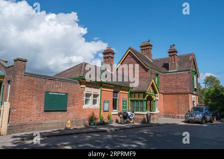 Bahnhof Horsted Keynes an der Bluebell Railway, West Sussex, Großbritannien. Stockfoto