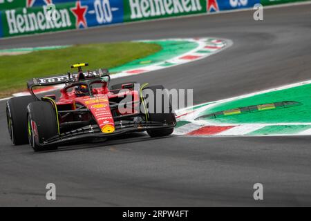 Monza, Italien - 01. SEPTEMBER 2023, #55 Carlos Sainz (Spanien, Ferrari), freies Training vor der Qualifikation für die F1-GP 2023 in Italien Stockfoto