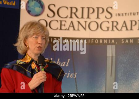 Besuchen Sie das Birch Aquarium der Scripps Institution of Oceanography, La Jolla, Kalifornien, mit einer Rede über die Erforschung alternativer Energiequellen und einer Führung durch das Aquarium und die Umgebung der Scripps Institution Stockfoto