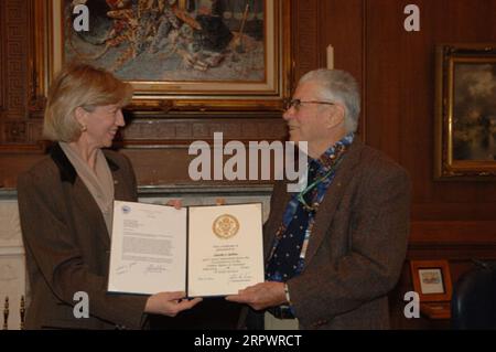 Veranstaltungen zu Ehren von Chandler Robbins, leitender Ornithologe, Gründer des North American Breeding Bird Survey und Forscher-Wildtierbiologe am U.S. Geological Survey Patuxent Wildlife Research Center in Laurel, Maryland, pensionierte nach 60 Jahren Arbeit der Bundesregierung im Bereich des Vogelschutzes Stockfoto