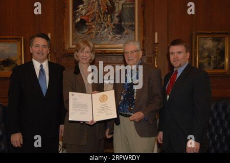 Veranstaltungen zu Ehren von Chandler Robbins, leitender Ornithologe, Gründer des North American Breeding Bird Survey und Forscher-Wildtierbiologe am U.S. Geological Survey Patuxent Wildlife Research Center in Laurel, Maryland, pensionierte nach 60 Jahren Arbeit der Bundesregierung im Bereich des Vogelschutzes Stockfoto