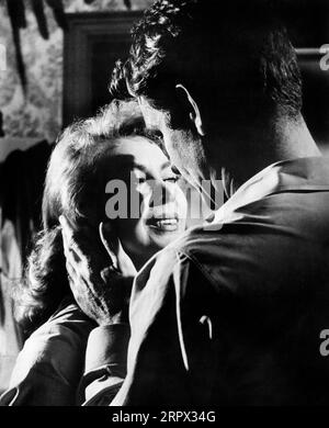 Susan Cummings, James Best, am Set des Films, 'verboten!' RKO Radio Pictures, Columbia Pictures, 1959 Stockfoto