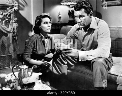 Margaret Hayes, Richard Egan, am Set des Films, „Violent Saturday“, 20th Century-Fox, 1955 Stockfoto