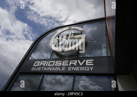 Gridserve Service Area and Vehicle Charging Point, Postwick, Norwich UK Stockfoto