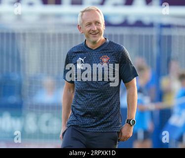 Barrow in Furness, Großbritannien. September 2023. Neil Critchley, Manager von Blackpool vor dem EFL Trophy Match Barrow vs Blackpool im SO Legal Stadium, Barrow-in-Furness, Großbritannien, 5. September 2023 (Foto: Steve Flynn/News Images) in Barrow-in-Furness, Großbritannien am 9. 5. 2023. (Foto von Steve Flynn/News Images/SIPA USA) Credit: SIPA USA/Alamy Live News Stockfoto