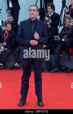 Venedig Lido, Italien. September 2023. Adamo Dionisi besucht den roten Teppich des Films Enea beim Filmfestival von Venedig 80 im Palazzo del Cinema. Quelle: SOPA Images Limited/Alamy Live News Stockfoto