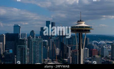Seattle, WA, USA. September 2023. Luftaufnahme der Seattle Space Needle im Viertel Lower Queen Anne. (Bild: © Walter G Arce SR Grindstone Medi/ASP) NUR REDAKTIONELLE VERWENDUNG! Nicht für kommerzielle ZWECKE! Stockfoto