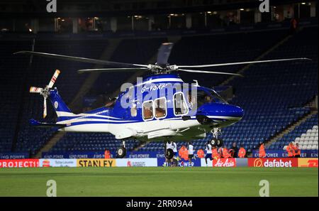 Aktenfoto vom 09/2017 eines Hubschraubers, der Leicester City-Besitzer Vichai Srivaddhanaprabha gehört. Der Pilot des Hubschraubers, der an einem Unfall beteiligt war, bei dem der Besitzer des Leicester City Football Club ums Leben kam, sagte: „Ich habe keine Ahnung, was los ist“, da das Flugzeug außer Kontrolle geriet. Eric Swaffer, 53, machte den Kommentar Sekunden bevor der Hubschrauber am 27 2018. Oktober vor dem King Power Stadium des Clubs auf den Boden traf, wie ein Bericht der Air Accidents Investigation Branch (AAIB) enthüllte. Ausgabedatum: Mittwoch, 6. September 2023. Stockfoto