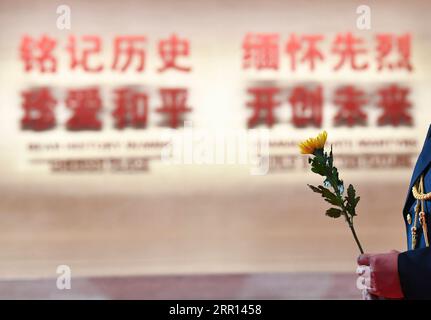 200903 -- PEKING, 3. September 2020 -- ein Gedenken an den 75. Jahrestag des Sieges des chinesischen Volkskrieges gegen die japanische Aggression und des Internationalen Antifaschistischen Krieges findet im Museum des Widerstands des chinesischen Volkes gegen die japanische Aggression in Peking, der Hauptstadt Chinas, am 3. September 2020 statt. CHINA-PEKING-GEDENKEN-75. JAHRESTAG-ANTIJAPANISCHER KRIEGSSIEG XIEXHUANCHI PUBLICATIONXNOTXINXCHN Stockfoto