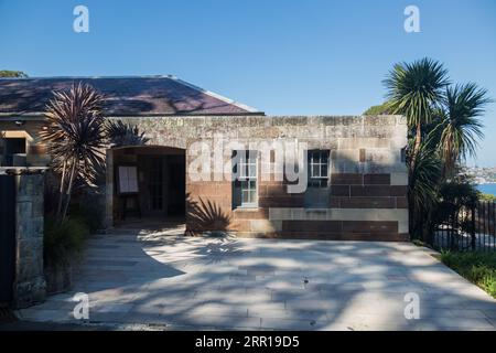 Gunners Barracks, Headland Park, Mosman, NSW, Australien. Das Gebäude selbst ist ein schönes Beispiel für die Militärarchitektur aus dem 19. Jahrhundert, die aus lokalen Bauwerken gefertigt wurde Stockfoto