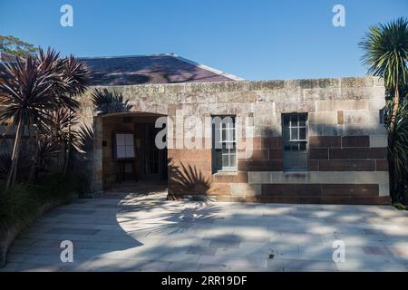 Gunners Barracks, Headland Park, Mosman, NSW, Australien. Das Gebäude selbst ist ein schönes Beispiel für die Militärarchitektur aus dem 19. Jahrhundert, die aus lokalen Bauwerken gefertigt wurde Stockfoto