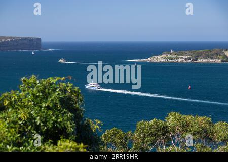 George's Head Lookout gegenüber Sydney Heads vom Headland Park, Mosman, Sydney, NSW, Australien. Stockfoto