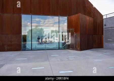 Markowa, Polen - September 2023, Ulma Family Museum of Poles Saving Jews in World war II, Front Building from the Outside, Ulmowie z Markowej, Polska Stockfoto