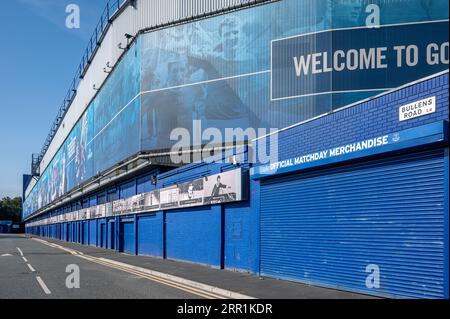 Bullens Road und Goodison Park an einem ruhigen Sonntag in Liverpool, Großbritannien Stockfoto