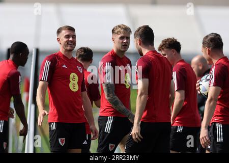 Cardiff, Großbritannien. September 2023. Aaron Ramsey aus Wales reagiert am Mittwoch, den 6. September 2023, während des Trainings der walisischen Fußballmannschaft in Hensol, Vale of Glamorgan in Südwales. pic by Andrew Orchard/Andrew Orchard Sports Photography/Alamy Live News Credit: Andrew Orchard Sports Photography/Alamy Live News Stockfoto