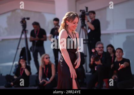 Venedig, Italien. September 2023. Sara Lazzaro nimmt am 80. Internationalen Filmfestival von Venedig am 2. September 2023 in Venedig, Italien, an einem roten Teppich für den Film „Adagio“ Teil. (Foto von Luca Carlino/NurPhoto)0 Credit: NurPhoto SRL/Alamy Live News Stockfoto