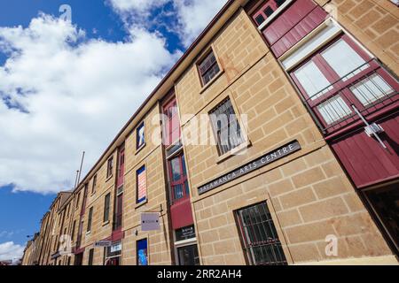 HOBART AUSTRALIA, 13. SEPTEMBER 2022: Salamanca-Viertel in der Innenstadt von Hobart an einem kühlen Frühlingsmorgen in Tasmanien, Australien Stockfoto