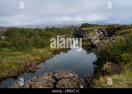 Rift Valley, Canyon, verursacht durch die nordamerikanischen und eurasischen Kontinentalplatten, die auseinander driften, Thingvellir National Park, Südosten, Island Stockfoto