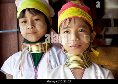 Padaung, Giraffe Neck Girl, Inle Lake, Shan State, Myanmar, Birma Stockfoto