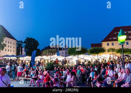 Night of Science and Business 2022. Die Freiberger Nacht der Wissenschaft und Wirtschaft ist ein gemeinsames Projekt der TU Bergakademie Freiberg und der Stadt Freiberg Stockfoto