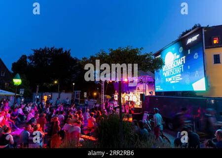 Night of Science and Business 2022. Die Freiberger Nacht der Wissenschaft und Wirtschaft ist ein gemeinsames Projekt der TU Bergakademie Freiberg und der Stadt Freiberg Stockfoto