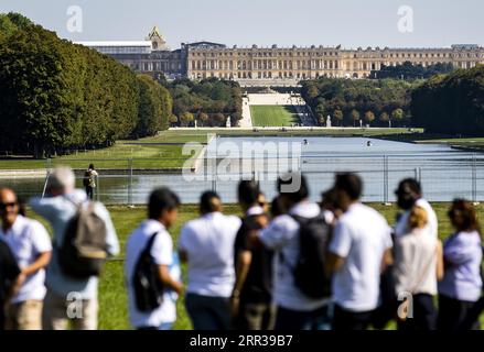 VERSAILLES - das Schloss von Versailles, wo unter anderem Springreiter und Dressurreiter während der Austragungsort-Tour für Journalisten im Vorfeld der Olympischen Spiele 2024 in Paris in Aktion treten. ANP REMKO DE WAAL Stockfoto