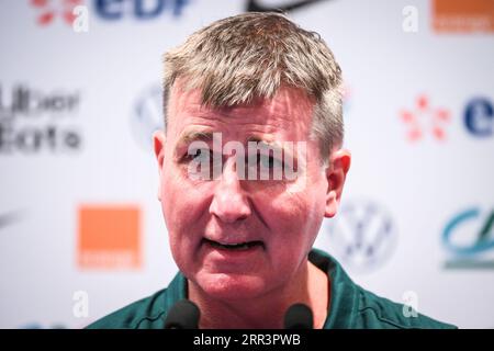 Paris, Frankreich, Frankreich. September 2023. Stephen KENNY aus Irland während der Pressekonferenz des irischen Teams im Vorfeld des Qualifikationsspiels zur UEFA Euro 2024 im Parc des Princes am 06. September 2023 in Paris, Frankreich. (Bild: © Matthieu Mirville/ZUMA Press Wire) NUR REDAKTIONELLE VERWENDUNG! Nicht für kommerzielle ZWECKE! Stockfoto