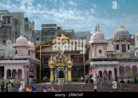 03 10 2007 Vishram Ghat ist eine Ghatgrube, ein Bade- und Gotteshaus, am Ufer des Flusses Yamuna in Mathura, Indien, Asien. Stockfoto