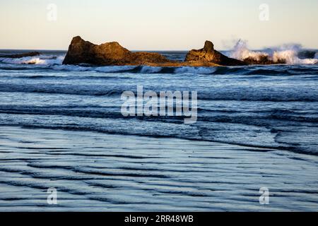 WA23562-00...Kommen am Ruby Beach im Olympic National Park. Stockfoto