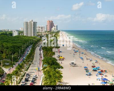 Fort Lauderdale, FL, USA - 3. September 2023: Foto der Flugdrohne Fort Lauderdal Beach Labor Day Holiday Stockfoto