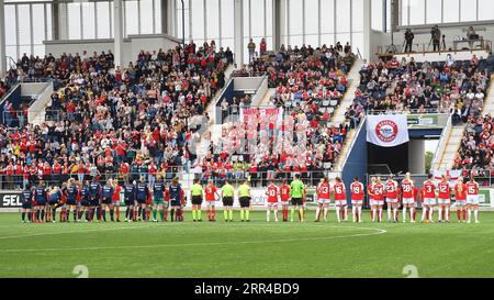 Linkoping, Schweden. September 2023. Bilborsen Arena, Linkoping, Schweden, 6. September 2023: Beide Teams standen am 6. September 2023 in der UEFA Womens Champions League Qualification League Path Gruppe 3 zwischen Arsenal FC und Linkoping FC in der Bilborsen Arena in Linkoping (Schweden) vor dem Spiel (Peter Sonander/SPP) Credit: SPP Sport Press Photo. Alamy Live News Stockfoto