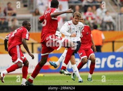 David Beckham im Kampf für England gegen Trinidad und Tobago bei der Weltmeisterschaft 2006 Stockfoto