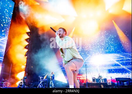 Leeds, Großbritannien. 25. August 2023. Dan Reynolds, Gitarrist Wayne Sermon, Bassist Ben McKee und Schlagzeuger Daniel Platzman von der Band Imagine Dragons Stockfoto