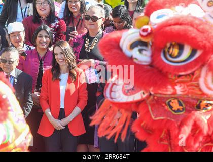 210131 -- PEKING, 31. Januar 2021 -- Neuseelands Premierminister Jacinda Ardern nimmt am Chinesischen Neujahrsfest 2021 und am Market Day in Auckland, Neuseeland, am 30. Januar 2021 Teil. XINHUA-FOTOS DES TAGES GuoxLei PUBLICATIONxNOTxINxCHN Stockfoto