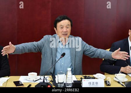 210210 -- TAIYUAN, 10. Februar 2021 -- Huawei CEO Ren Zhengfei wird in Taiyuan, nordchinesische Provinz Shanxi, am 9. Februar 2021 interviewt. ZU GEHEN MIT Mining Innovation Lab ins Leben gerufen in China Kohle reichen Shanxi CHINA-TAIYUAN-HUAWEI-REN ZHENGFEI-INTERVIEW CN CaoxYang PUBLICATIONxNOTxINxCHN Stockfoto