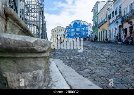 Salvador, Bahia, Brasilien - 02. September 2023: Blick von Ladeira do Pelourinho im historischen Zentrum der Stadt Salvador, Bahia. Stockfoto