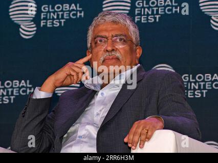 Mumbai, Indien. September 2023. Nandan Nilekani, Mitbegründer und nicht geschäftsführender Vorsitzender von Infosys, wird während des Global Fintech fest (GFF) in Mumbai gesehen. Global Fintech fest ist eine globale Plattform, um die wichtigsten Interessenträger von Fintech-Unternehmen zu ermutigen, sich zu versammeln, um Ideen und Innovationen in den Bereichen Banken, Finanzen, digitale Zahlungen, Startups und neue Technologien auszutauschen. Quelle: SOPA Images Limited/Alamy Live News Stockfoto