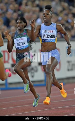 Shericka Jackson (JAM) gewinnt 21,82 die 200 m der Frauen während der Weltkasse Zürich im Letzigrund-Stadion, Donnerstag, 31. August 2023, in Zürich. Schweiz. (Jiro Mochiuzki/Bild des Sports) Stockfoto