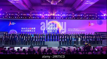 210313 -- PEKING, 13. März 2021 -- Foto aufgenommen am 8. Dezember 2020 zeigt eine Szene der Shenzhen Global Investment Promotion Conference 2020 in Shenzhen, südchinesische Provinz Guangdong. Xinhua Schlagzeilen: Die Greater Bay Area umfaßt neue Runde ausländischer Investitionen im Rahmen des neuen Fünfjahresplans MaoxSiqian PUBLICATIONxNOTxINxCHN Stockfoto