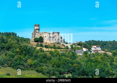 Tournoel mittelalterliche Burg in der Gemeinde Vovic. Puy de Dome. Auvergne Rhone Alpes. Frankreich Stockfoto