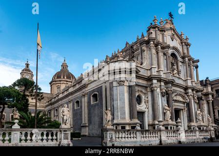 Kathedrale Saint Agata auf der Piazza del Duomo in Catania, Sizilien, Italien Stockfoto