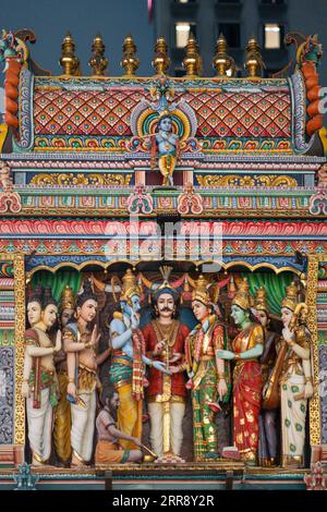 Fragment der Dekoration des hindu sri veeramakaliamman Tempels, singapur Stockfoto